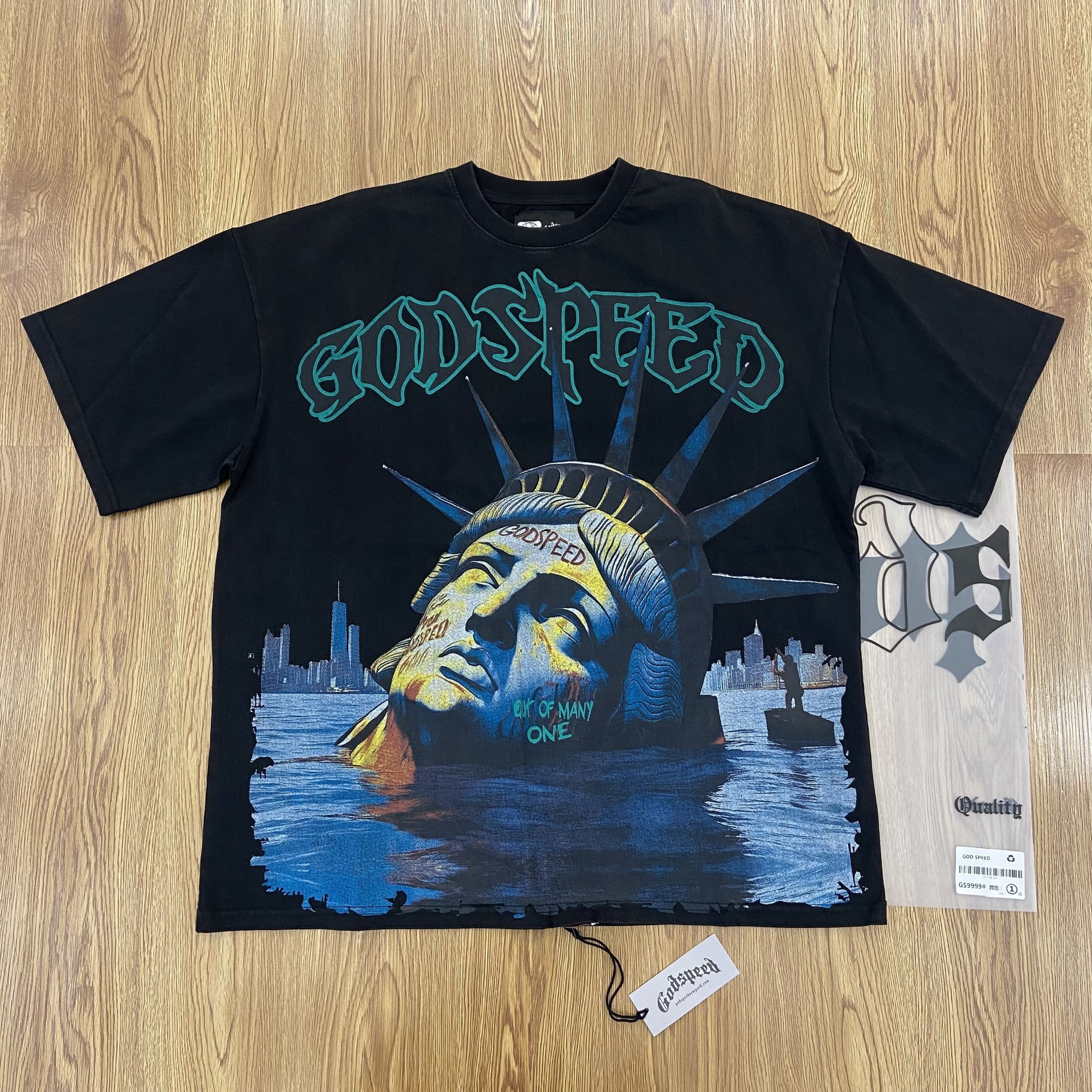 Camiseta Godspeed Sunken Liberty