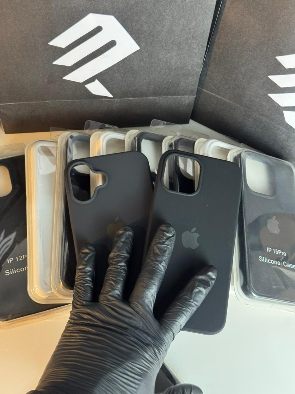 CASES DE SILICONE - PRETA