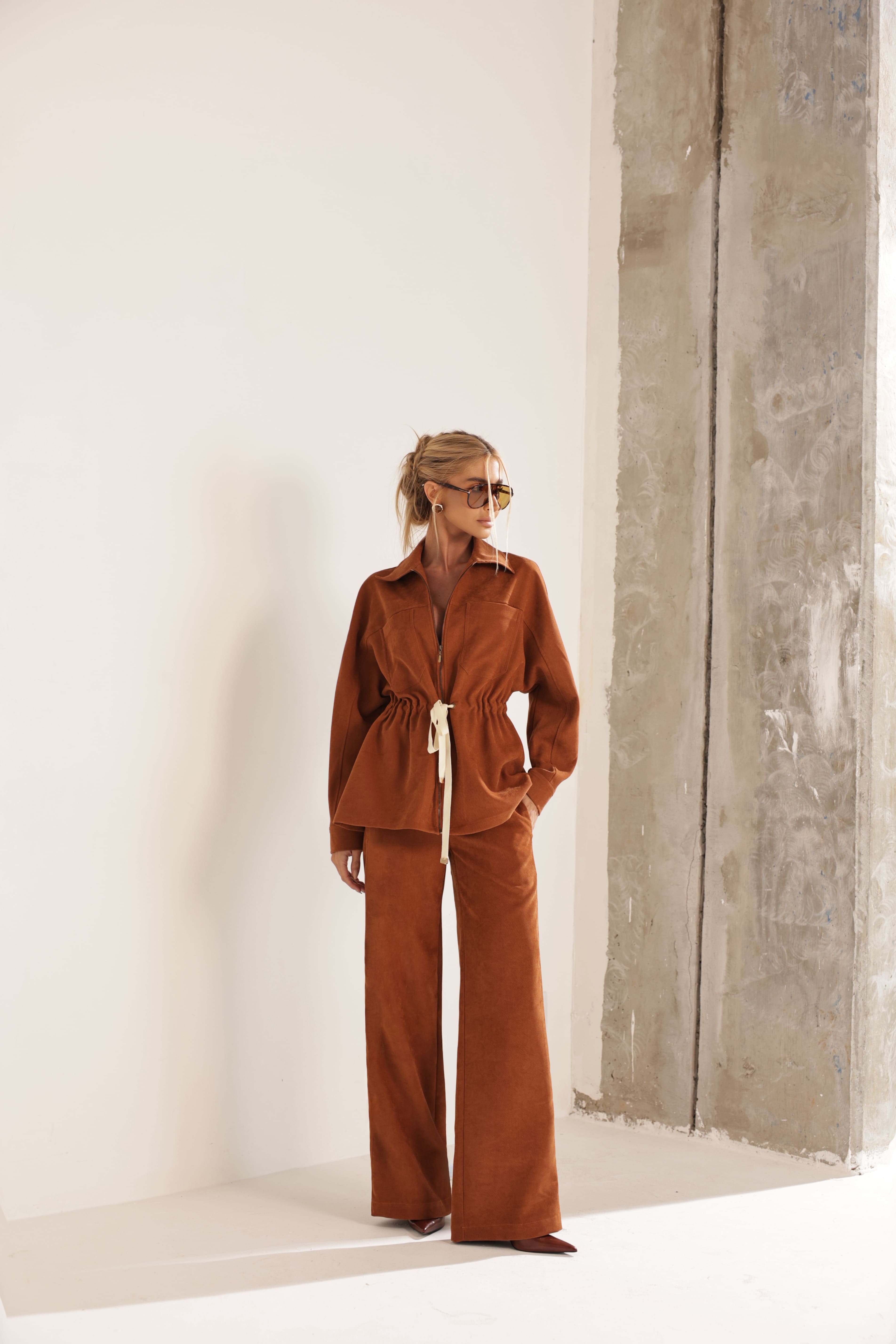 CONJUNTO PARK VELUDO - CAMEL