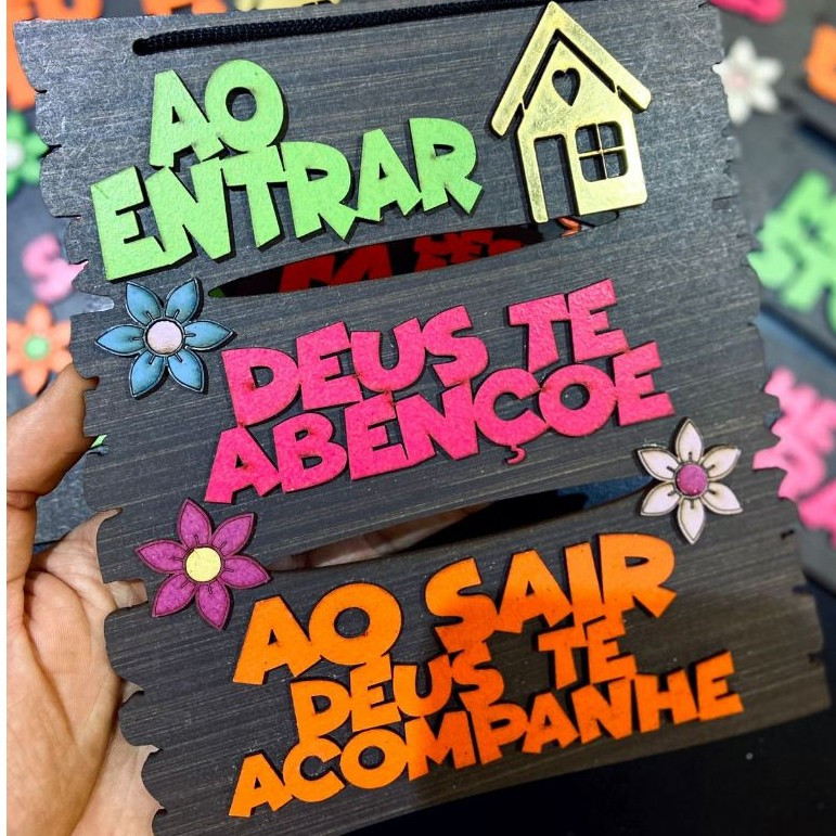 Kits 10 25 50 Un. Plaquinha em MDF Ao Entrar Deus Te Abençoe