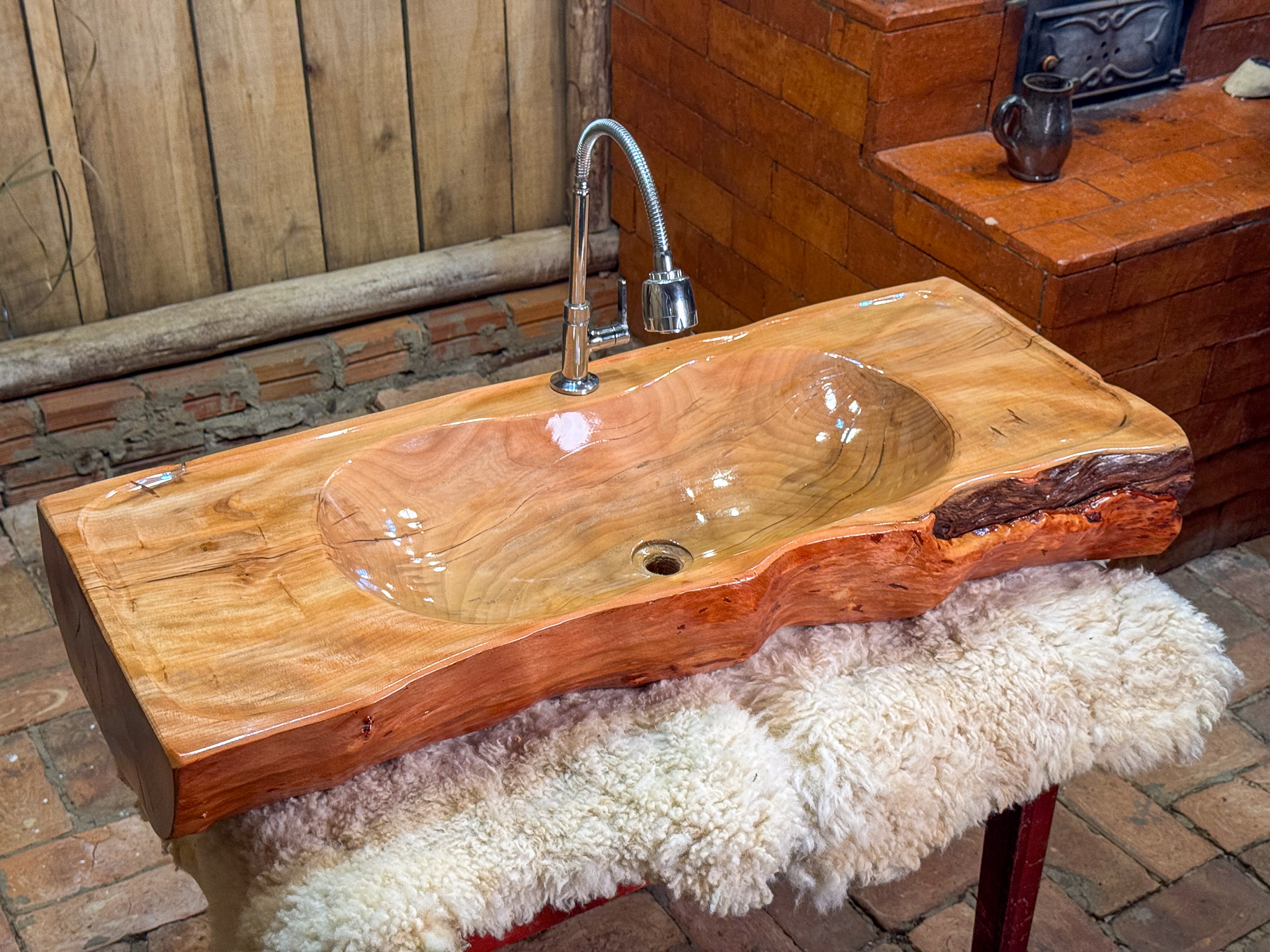 Pia de Madeira (borda lisa)