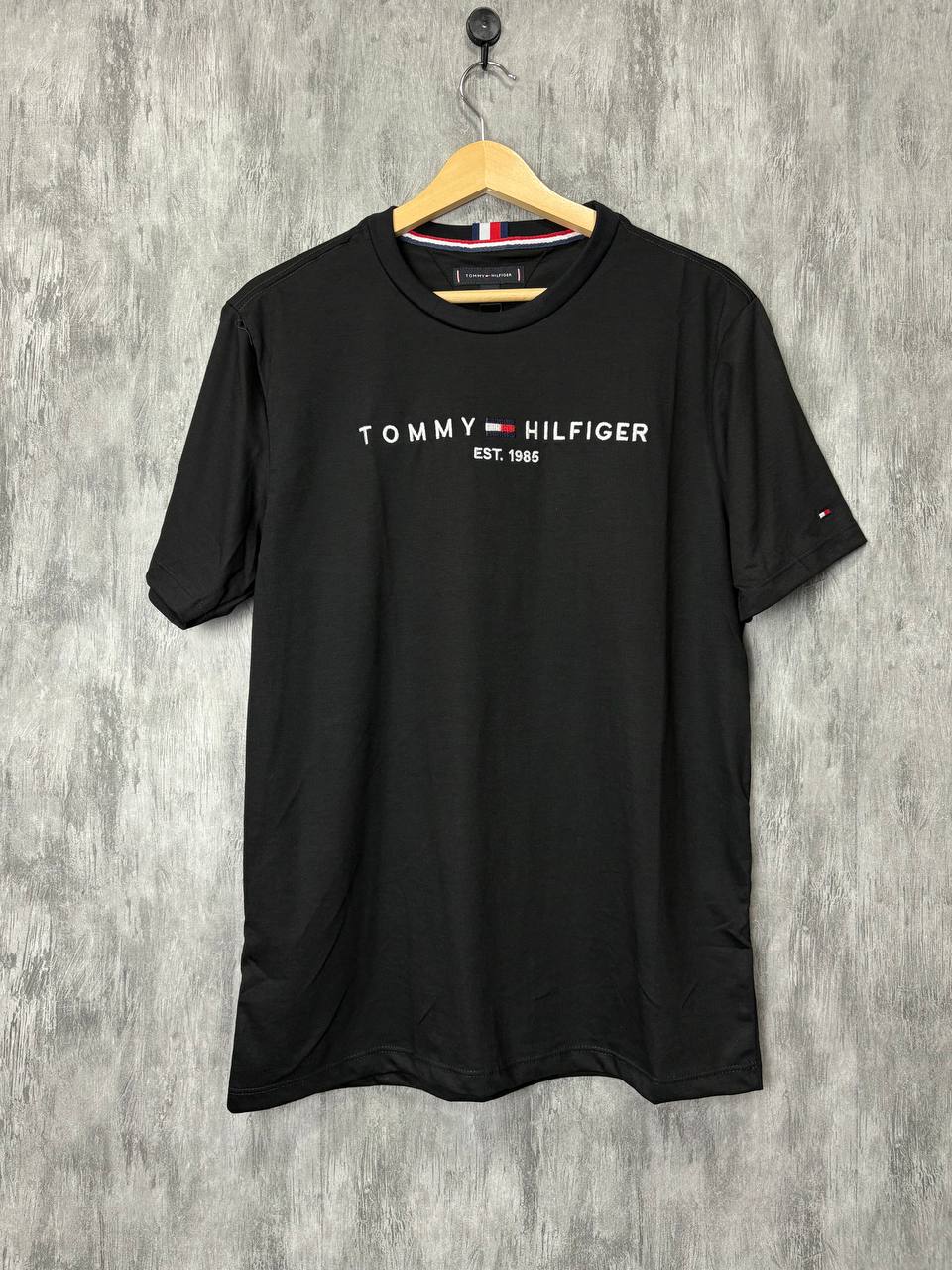 CAMISETA TOMMY PEITO