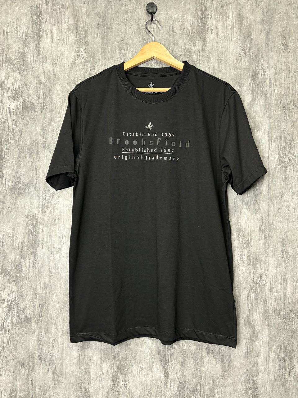 CAMISETA BROOKS PEITO