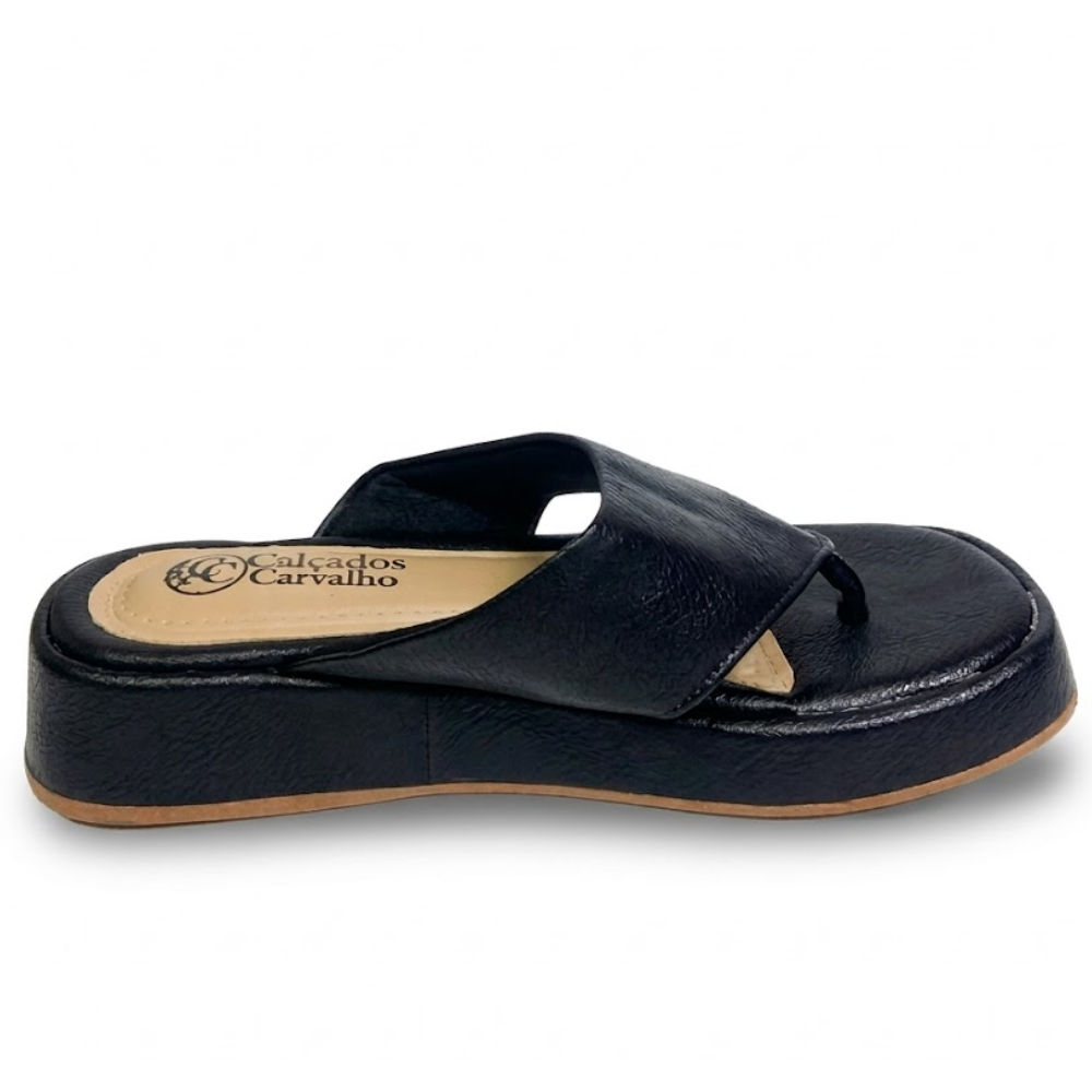 Sandália Feminina Flat Havaiana em Couro   Conforto e Estilo