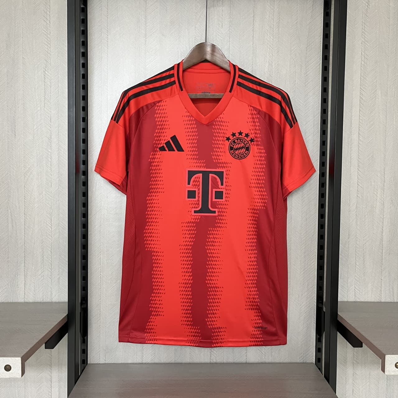 BAYERN DE MUNIQUE - HOME 24/25