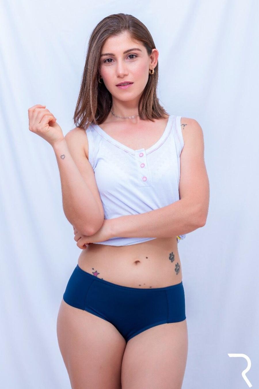 TANGA CINTURA ALTA NA MICROFIBRA DE POLIAMIDA COM LATERAL DUPLA