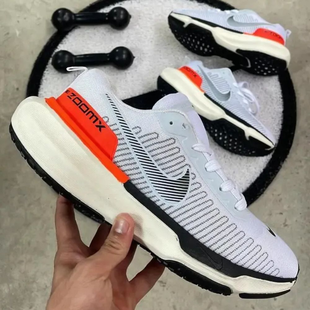 Tênis Air ZoomX Invencible Run 3 Laranja/Branco