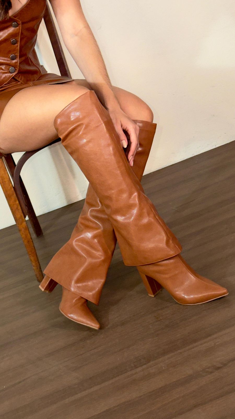 BOTA SLOUCH CANO ALTO 1