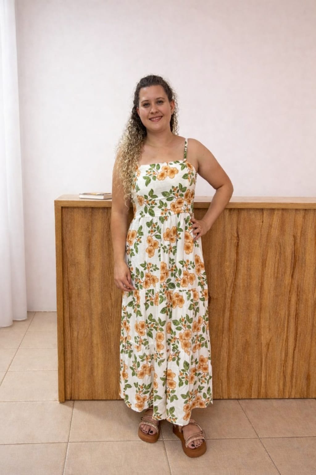 vestido longo com estampa floral