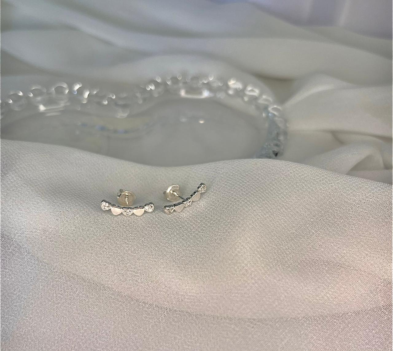 Brinco Ear Cuff Corações - Prata 925 Legítima