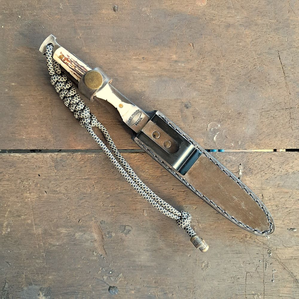 Punhal Tático Artesanal Lobo Knives em Aço Inox com Cabo em Chifre de Cervo, Pau Brasil ou Ébano   Corte Escandinavo