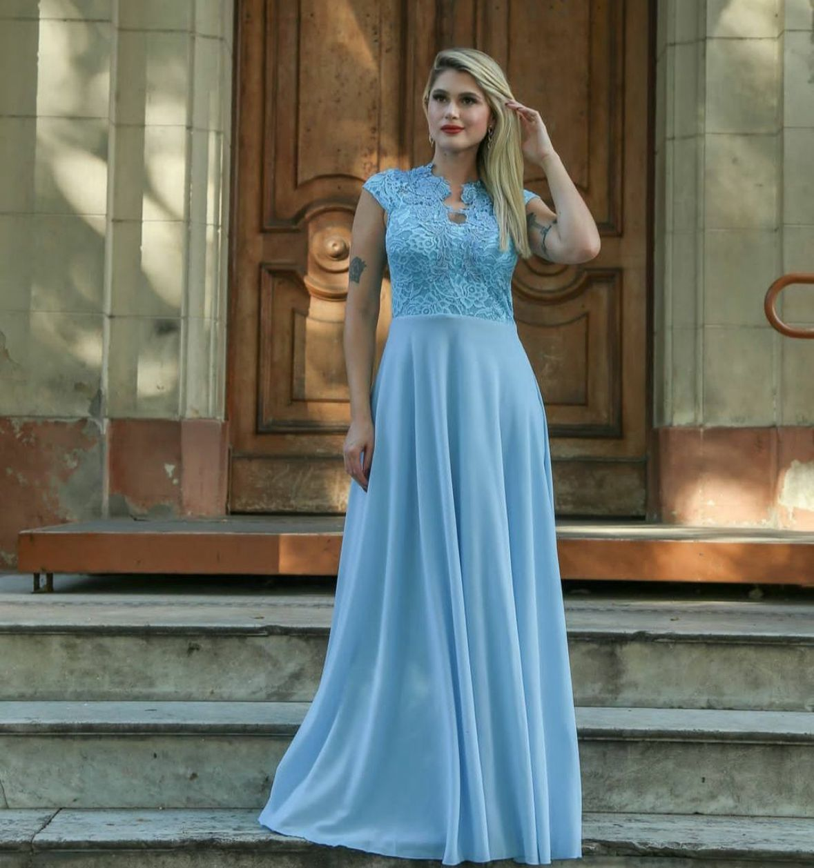 Vestido Ciganinha Manga Japonesa   Elegante e Moderno