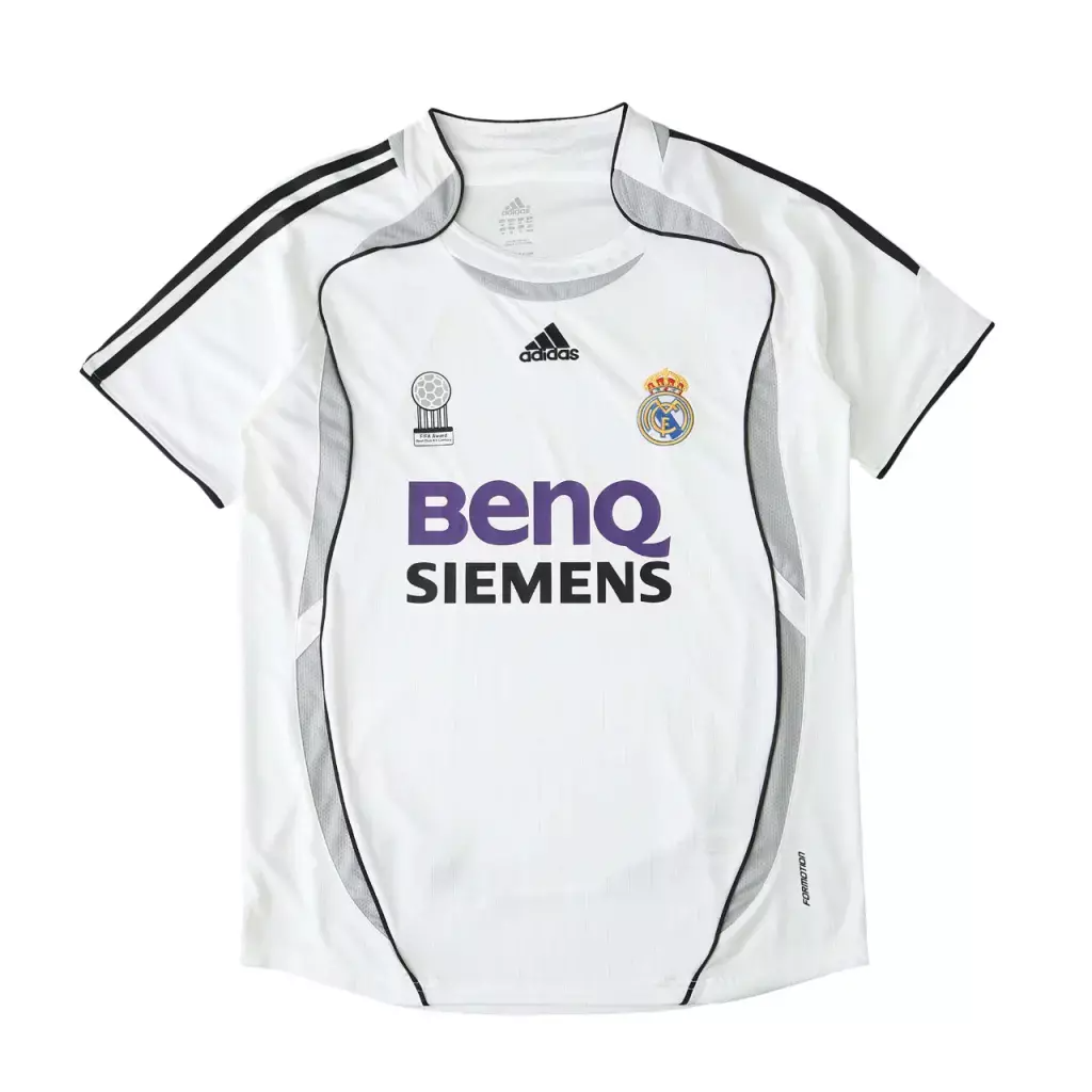 Camisa Real Madrid CF Retrô II 2006/07 Adidas Torcedor Masculina Branca
