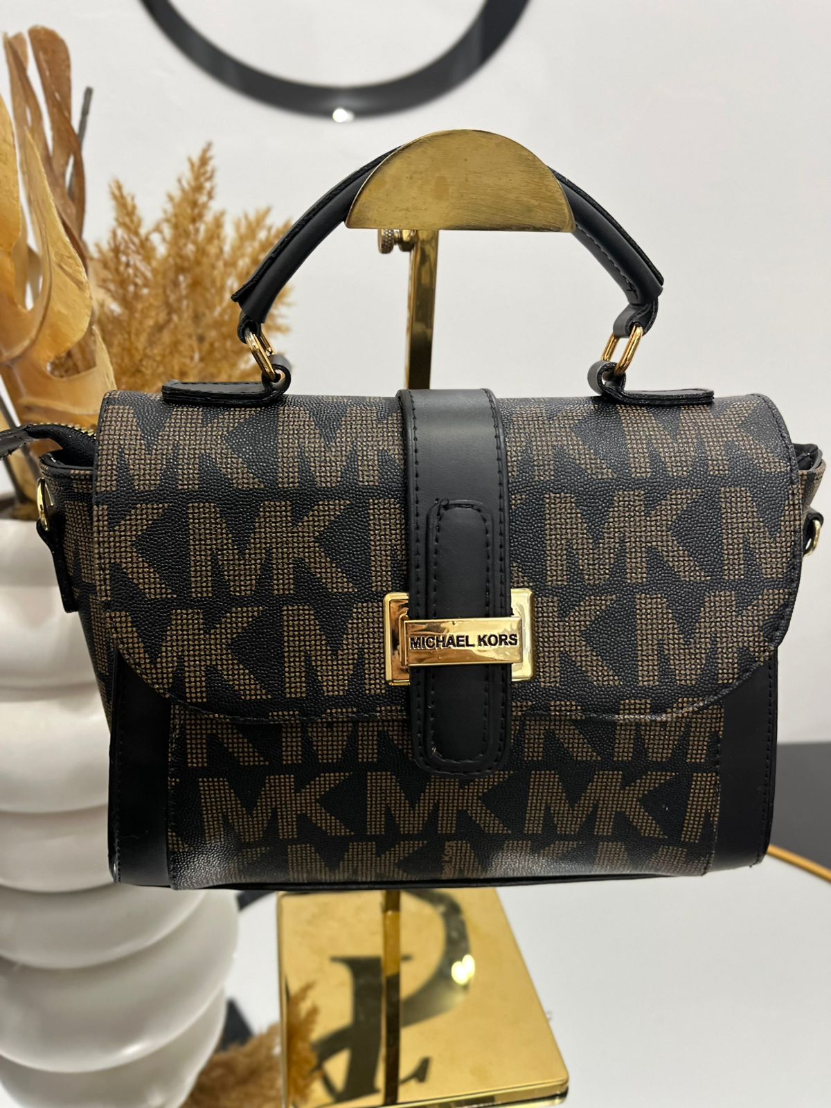 Bolsa Elegance MK Monograma