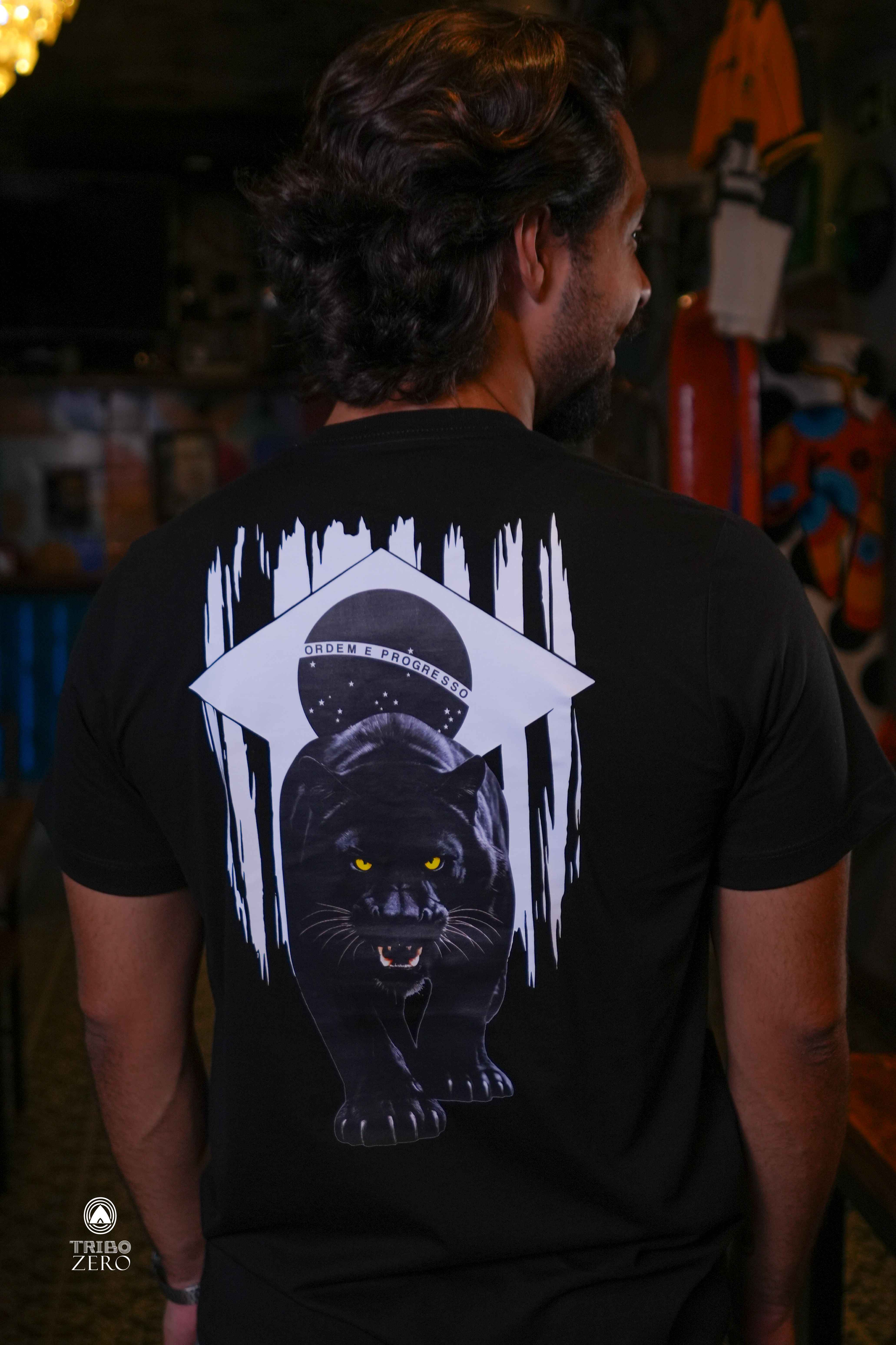Camiseta Onça Preta Brasileira Preta - TZ 008