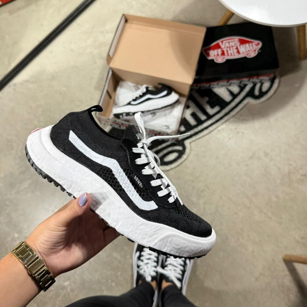 Tênis Ultrarange VR3 - Preto/Branco