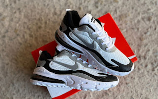 Air Max 270 React Cinza