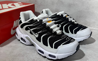 Air Max TN Plus 1 Branco/Preto