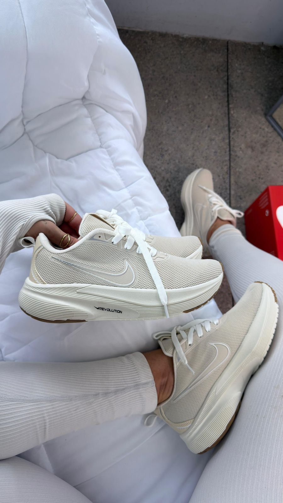 Nike Revolution Pro