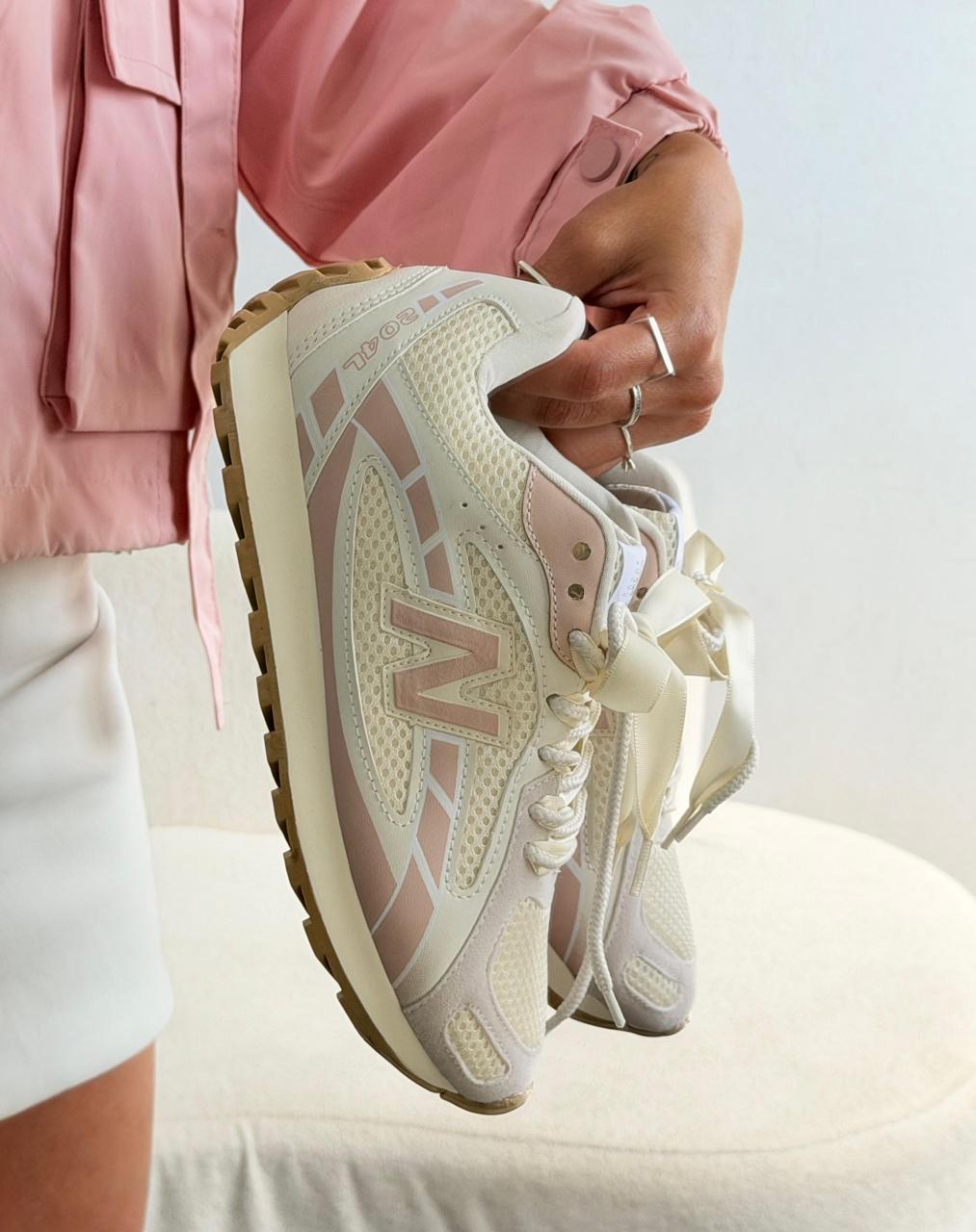 Tênis New Balance 204L Feminino Rose/Nude   Casual, Conforto e Solado Premium