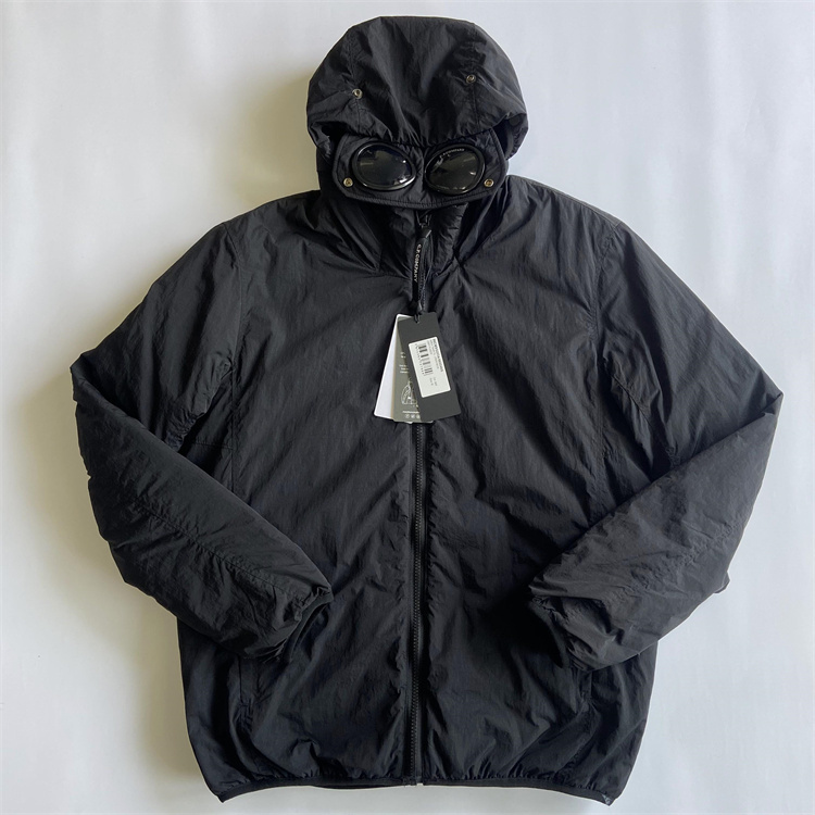 JAQUETA CP COMPANY PRETO