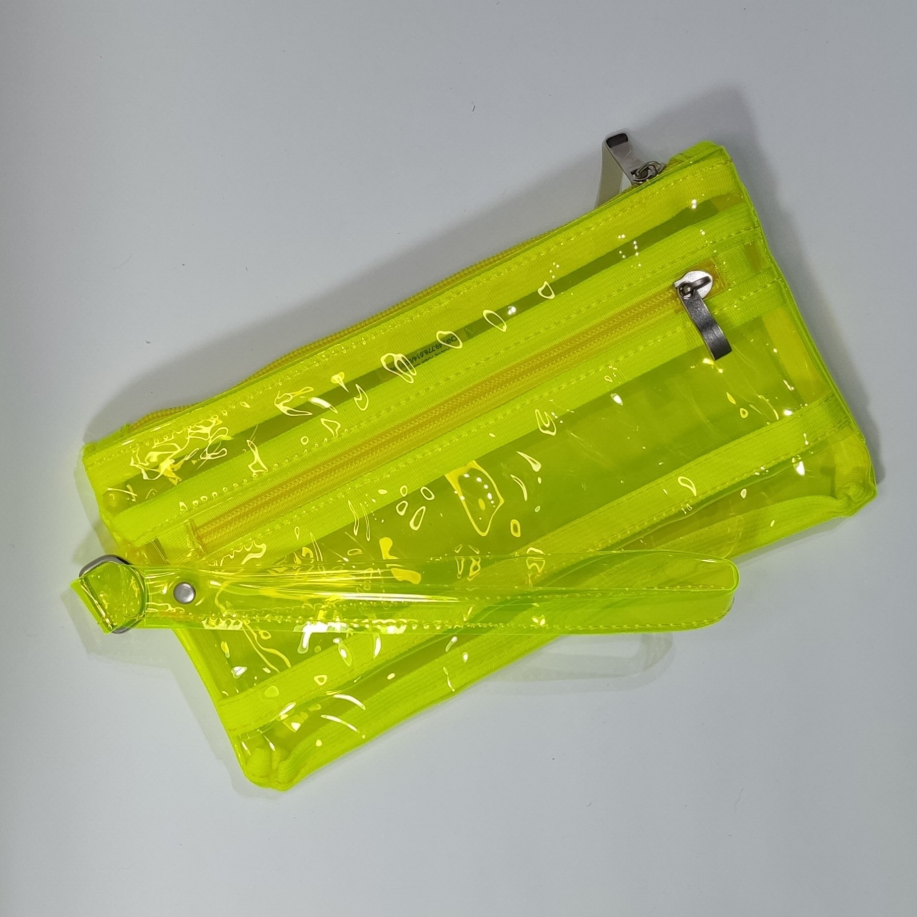 Clutch Clotchilde Cristal | Bolsa de Mão ou Estojo Neon Artesanal - Cores Neon e Plástico Grosso