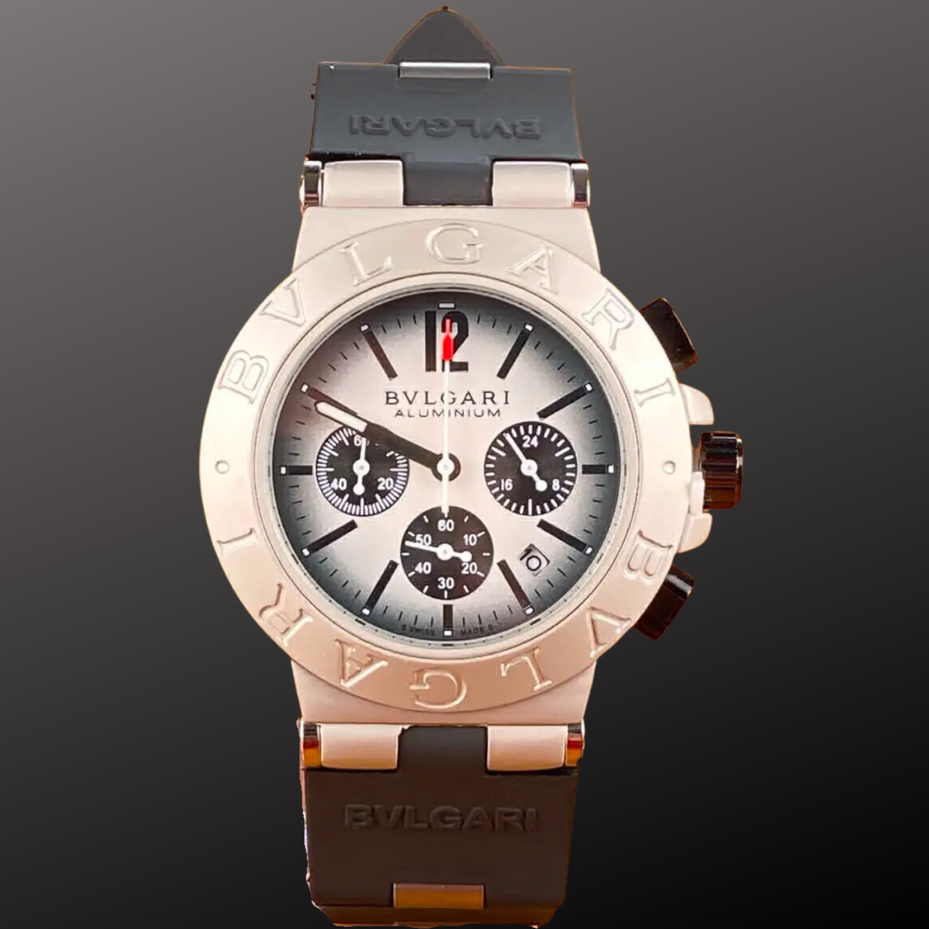 Detalhes do Bulgari Aluminium cronógrafo