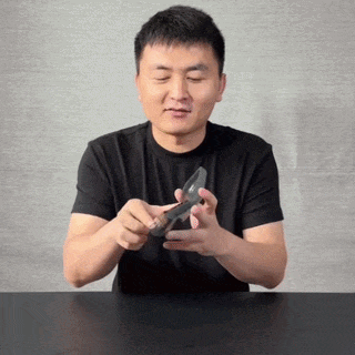 6a8f31a45604f.gif